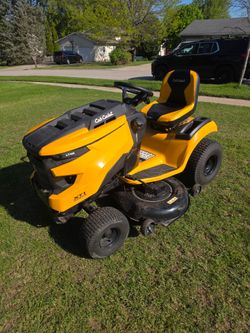 2023 Cub Cadet xt1 lt46