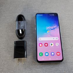 Samsung Galaxy S10e - UNLOCKED - Like New