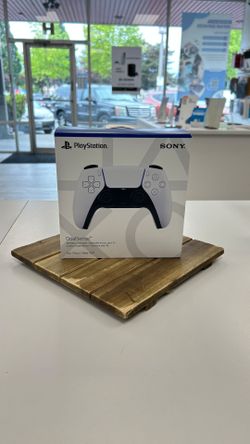 Sony - PlayStation 5 DualSense Wireless Controller PS5 (Brand New) White