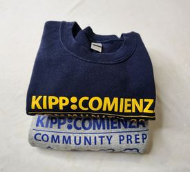Free Kipp Comienza Girls Size Small 2 pcs