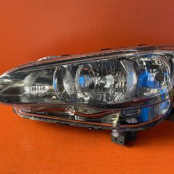 2018 2019 2020 SUBARU CROSSTREK LEFT DRIVER HALOGEN HEADLIGHT OEM 84001-FL110
