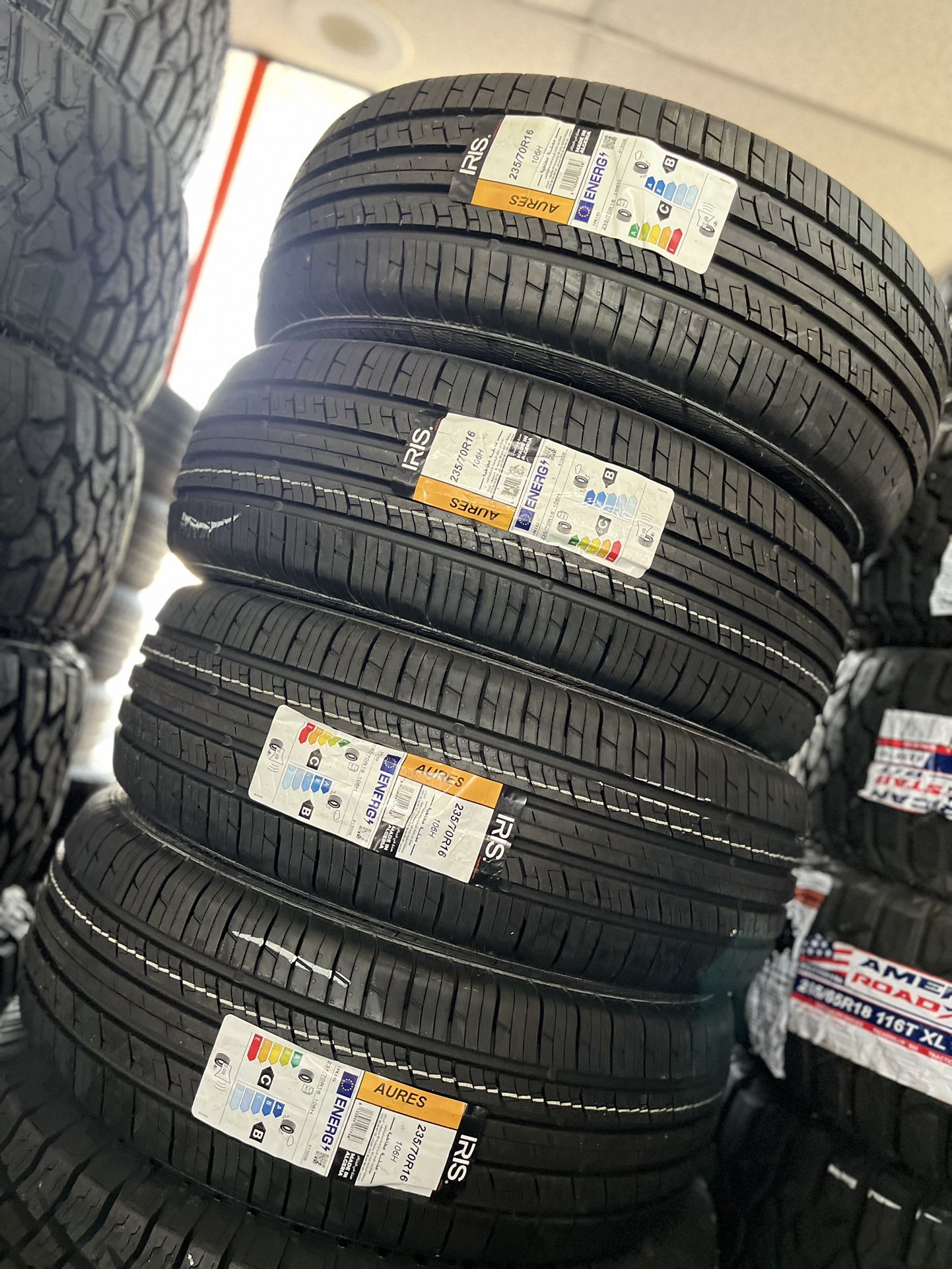 Vendo Set De llantas 235/70/R16 Iris Instaladas Y Balanceadas Garantizadas Las 4 Por $370