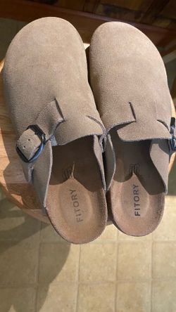 New Mens slide ons
