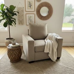 Modern Beige Accent Chair | Clean, Comfortable, Neutral Style