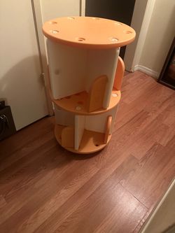 Rotating little bookcase