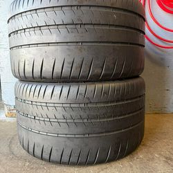 305/30/20. Michelín