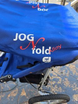 Jogger stroller