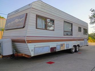 Yukon RV Trailer by FLEETWOOD project - Clean Title on hand!