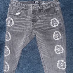 P* Is Not Motion Jeans 