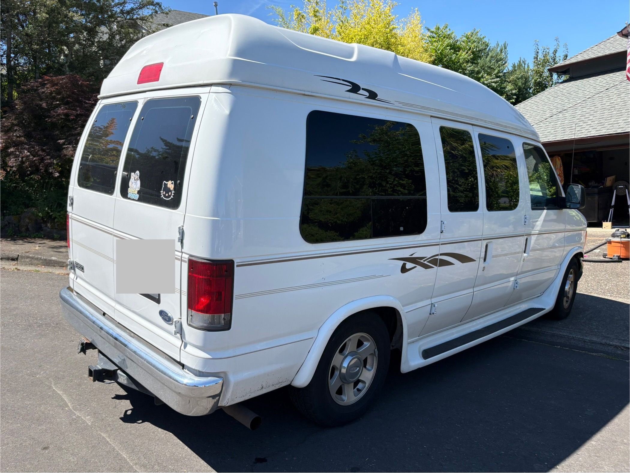 2005 Ford E-150