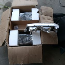 03-05 Headlights And Taillights For Chevy Silverado 