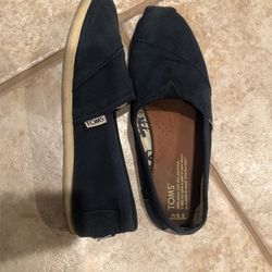 Toms 8.5