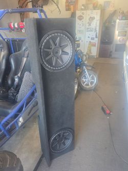 Kicker Comp VR 12" / With Box / $500