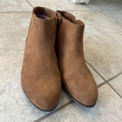 Girls Size 5 Cognac Boots