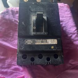 SQD Circuit BREKER New OTHER