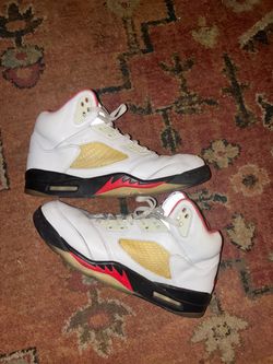 Air Jordan 5 Fire Red Sneakers