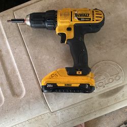 Dewalt Drill Works Great With Battery