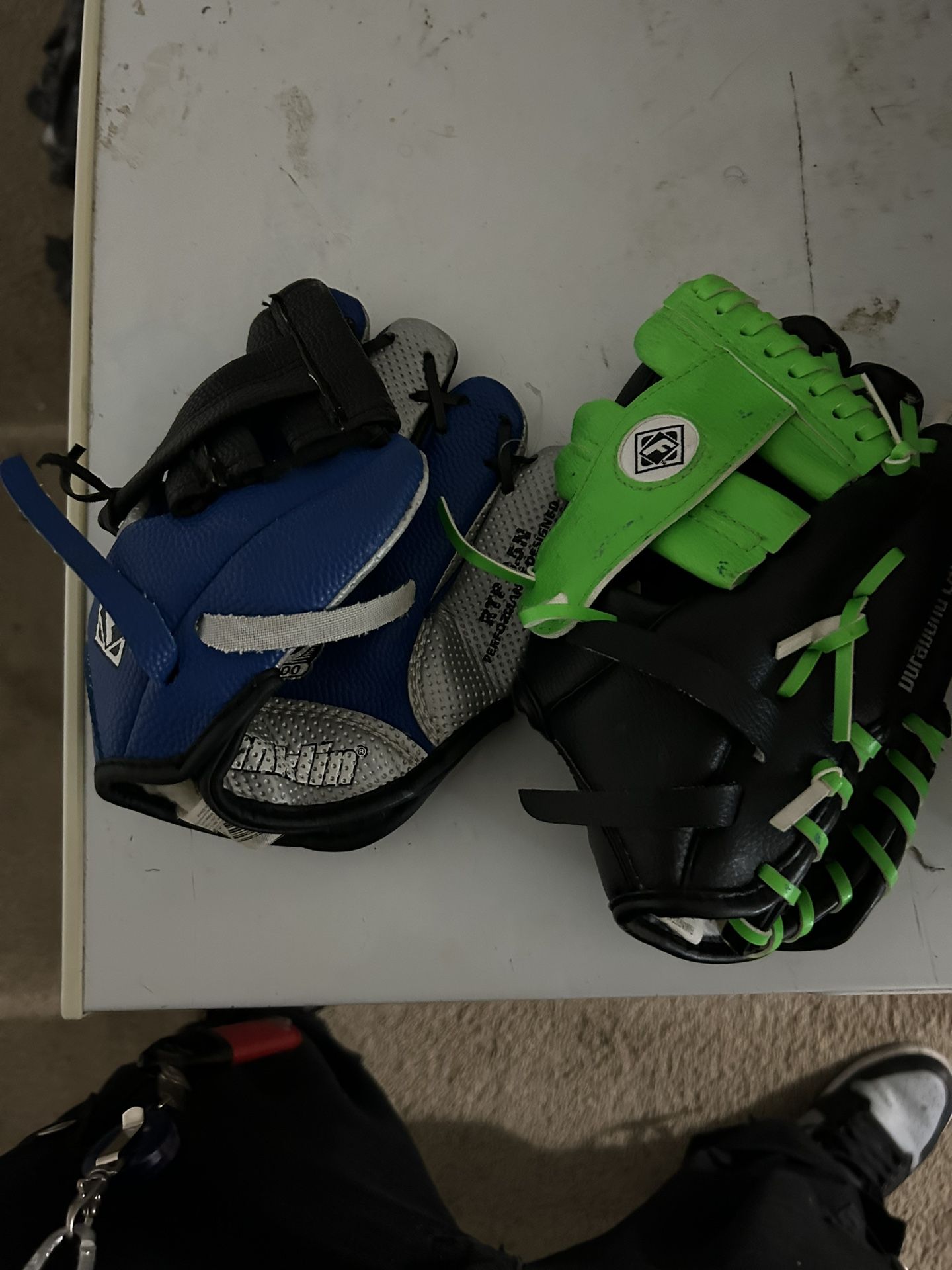 Youth Baseball Gloves