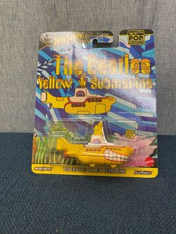 Hot Wheels Premium Pop Culture The Beatles Yellow Submarine Real Riders