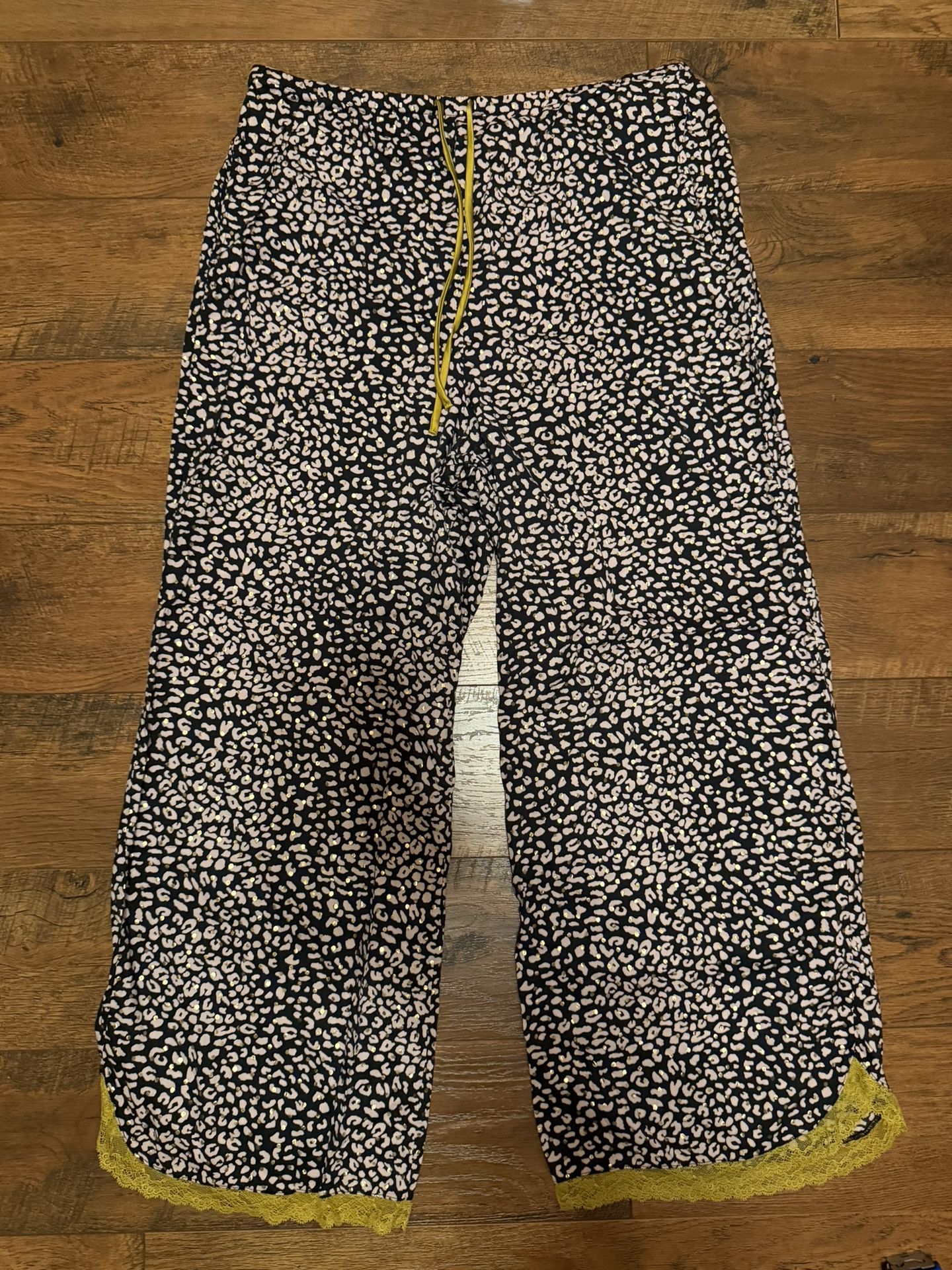 Victoria's Secret Pajama Bottoms Women's XL Pink Leopard gold Sparkle Lace Trim