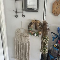 lamp pictures wall sconces candle holder flower vase christmas tree wreath door pot holder easter decor 