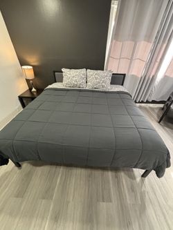 King Size Bed And Matress 