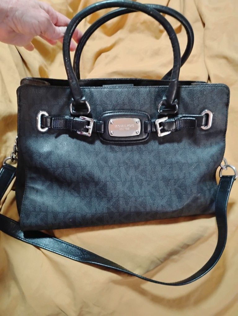 Michael Kors Hamilton Bag  Black 