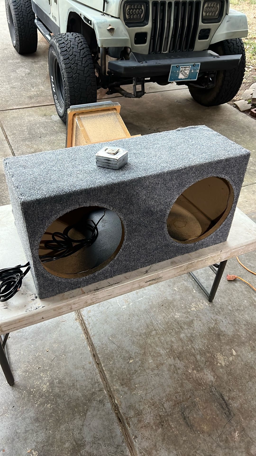 Speaker subwoofer Box