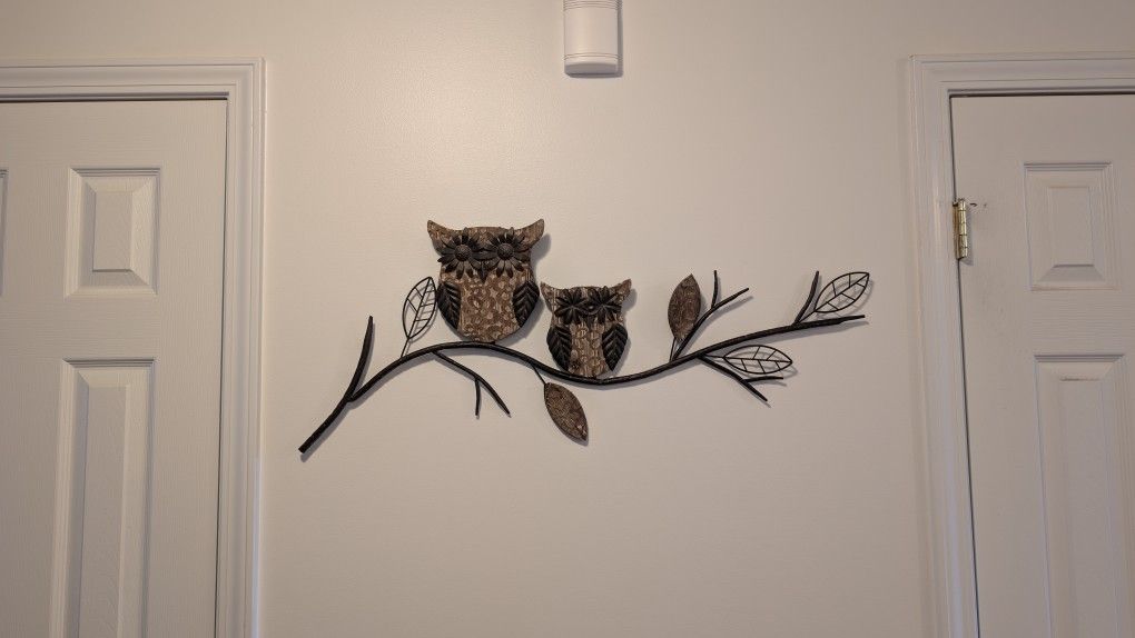 Wooden Owl Wall Art (Cash Only)