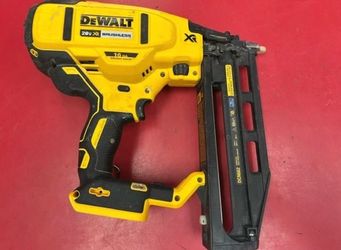 DeWalt DCN662 20V XR 16GA Finish Nailer TOOL ONLY!!!
