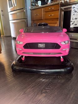 Baby walker mustang