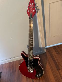 Brian may guitarist of queen band SG Guitar authentic