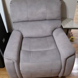 Rocker Recliner 