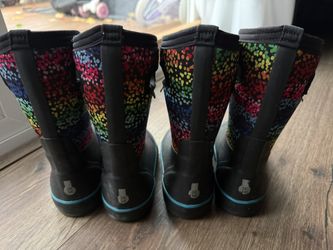 Kids Bogs Insulated Boots Size 11