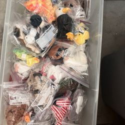 Beanie Babies And Beanie Buddy Over 400 For Sale And American Indian Dolls All New 