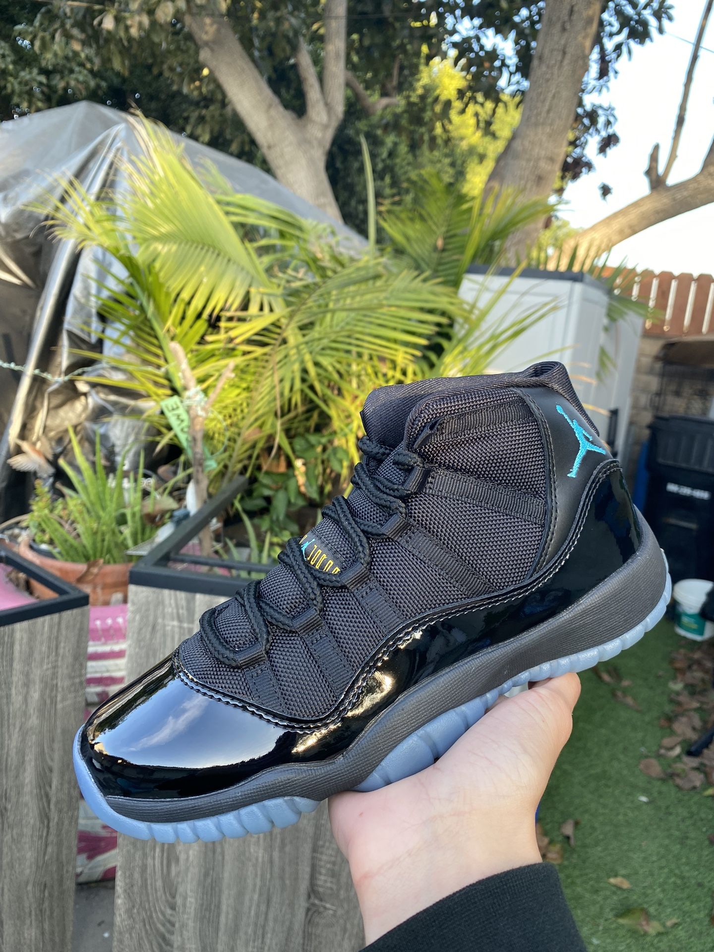 Jordan 11 Gamma Blue