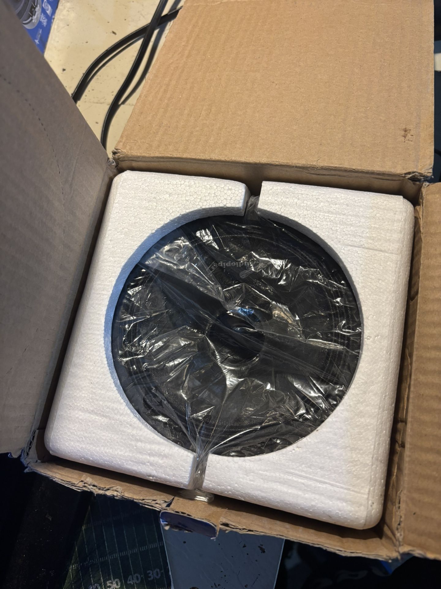 Audio Pipe, 2 6 Inch Bullethead 250 W $100