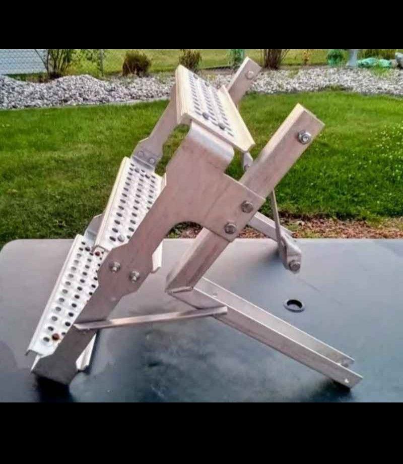 Aluminum 3 Step Ladder-Semi Truck, Etc ..