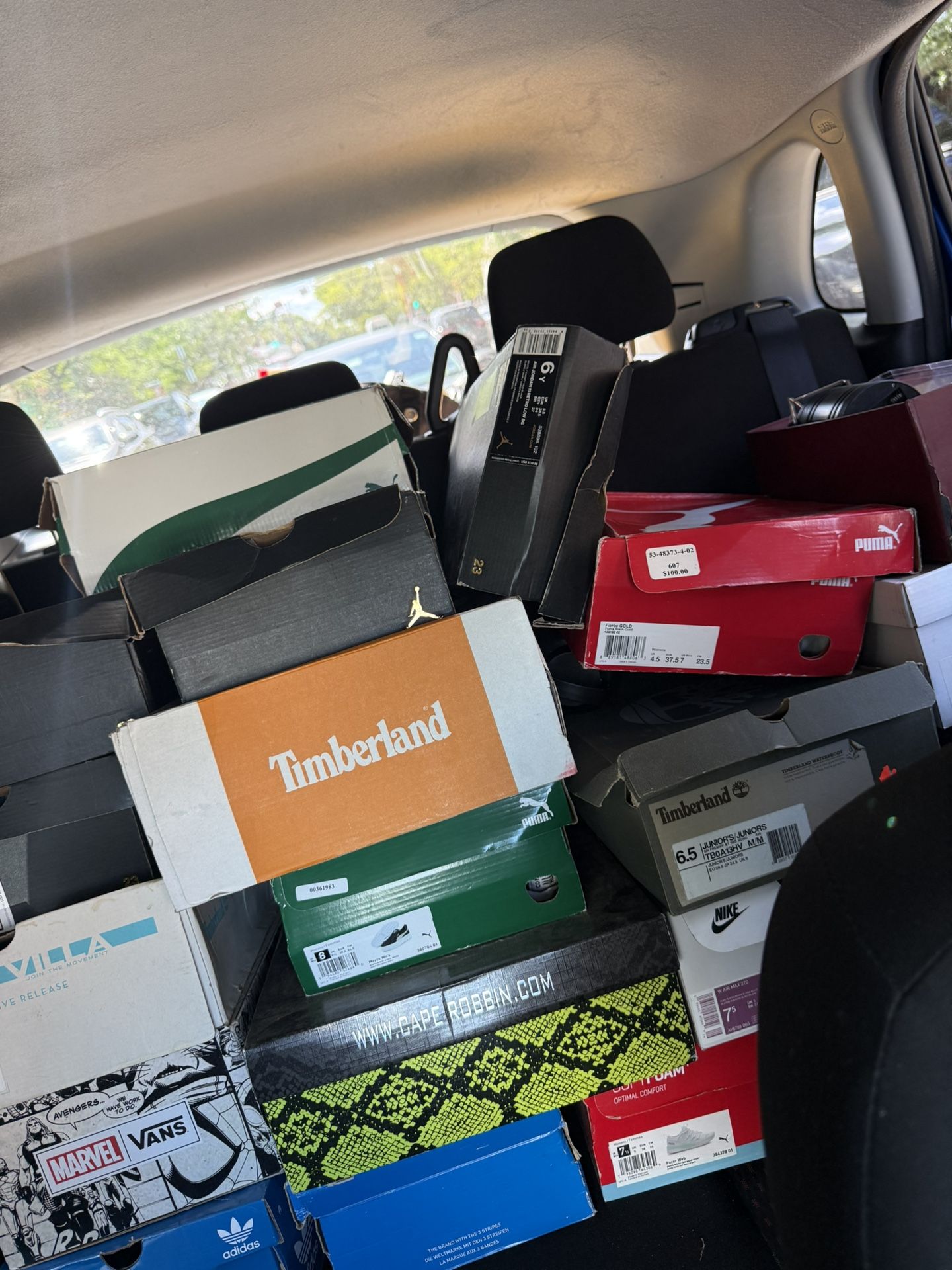 Mix Pick Jordan’s  Vans & Others 