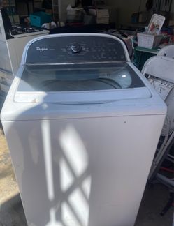 Whirlpool Cabrio Top Load Washer