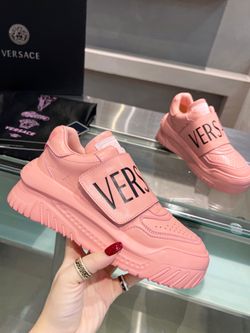Versace Women’s Sneaker With Box 2026 New