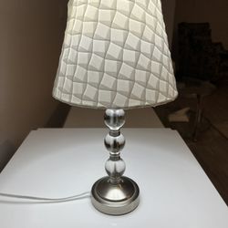 1 Table Lamp 