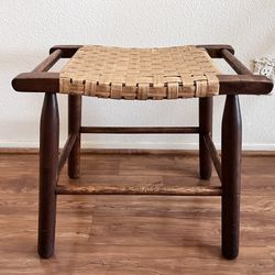 VTG Mid-Century Modern Solid Wood Stool w/Handwoven Kraft Paper Cord Seat 18.5”