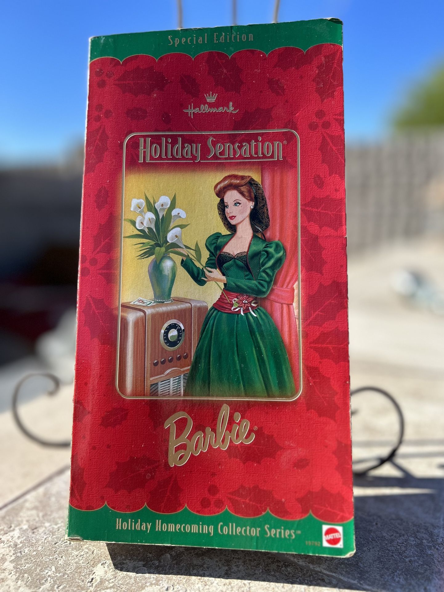 1998 Barbie Holiday Sensation