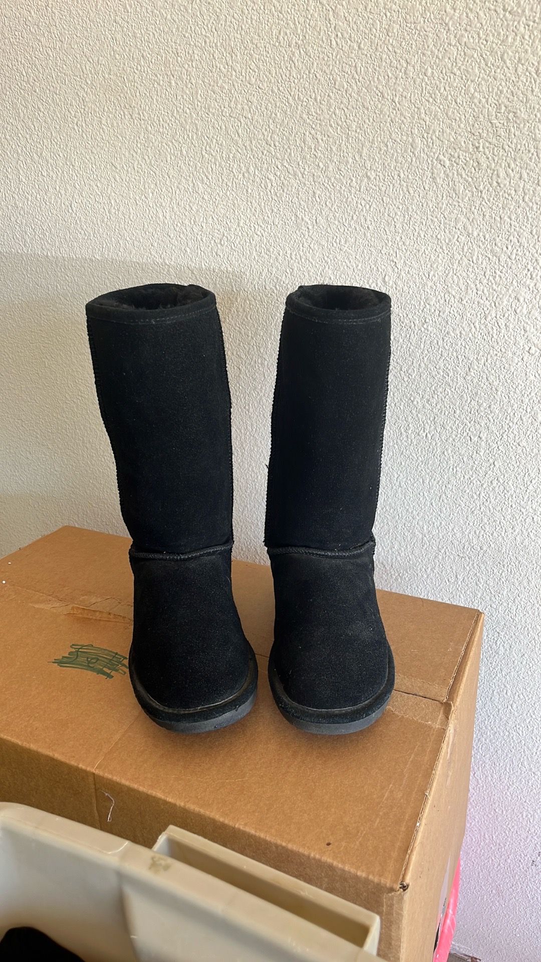 Size8 bear paw boots