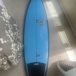 Surfboard - Pyzel Ghost 6’