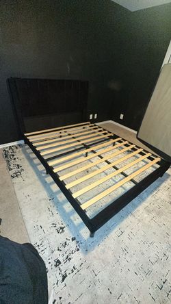 Queen size bed