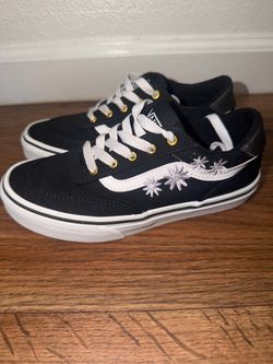 Vans Low-Top Sneakers Floral Embroidery size 2.5 Kids