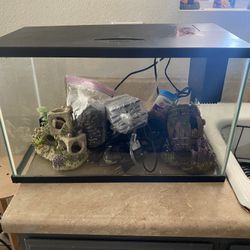 10 Gal Topfin Fish tank