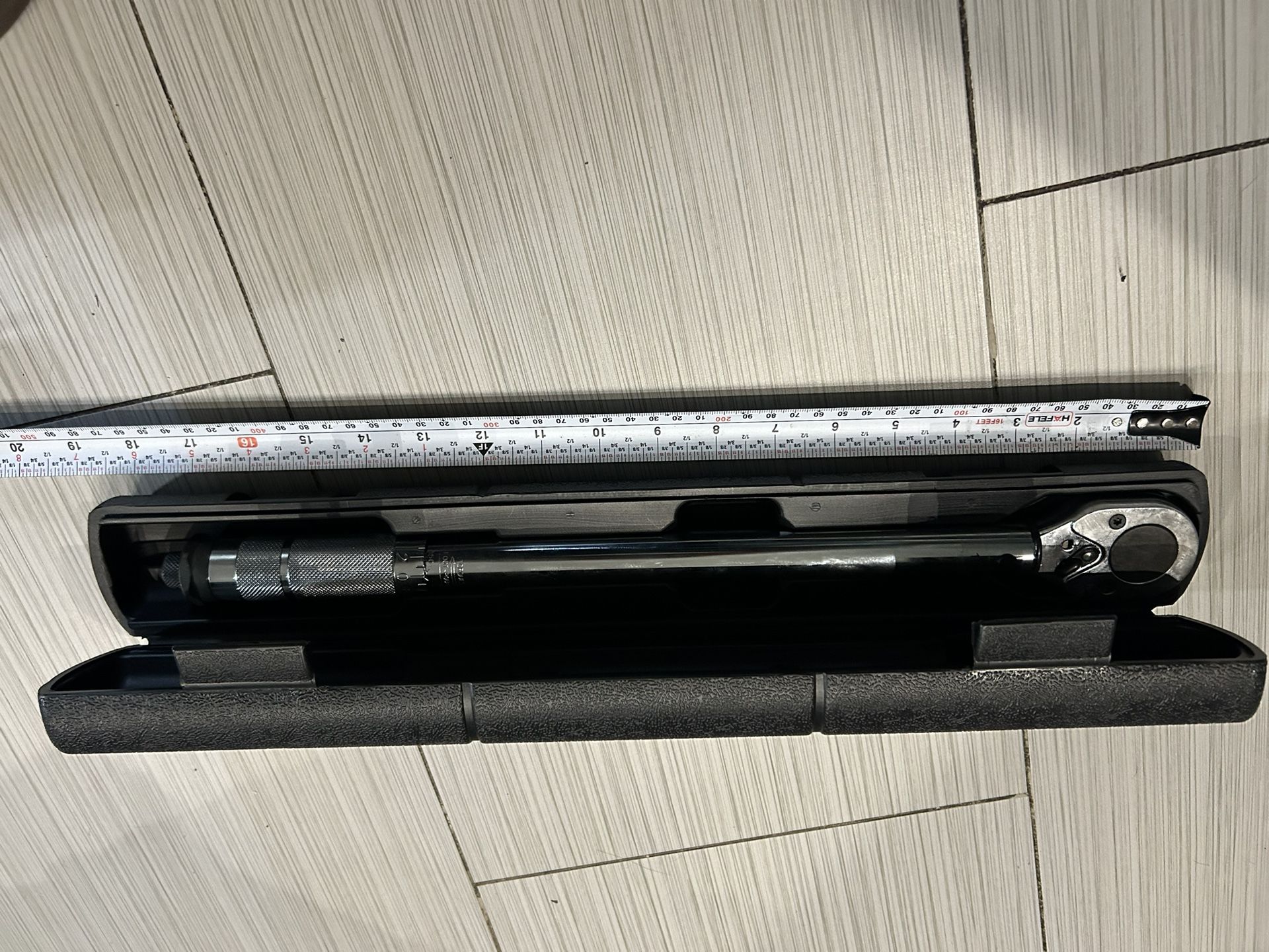 Olympia 1/2 Torque Wrench